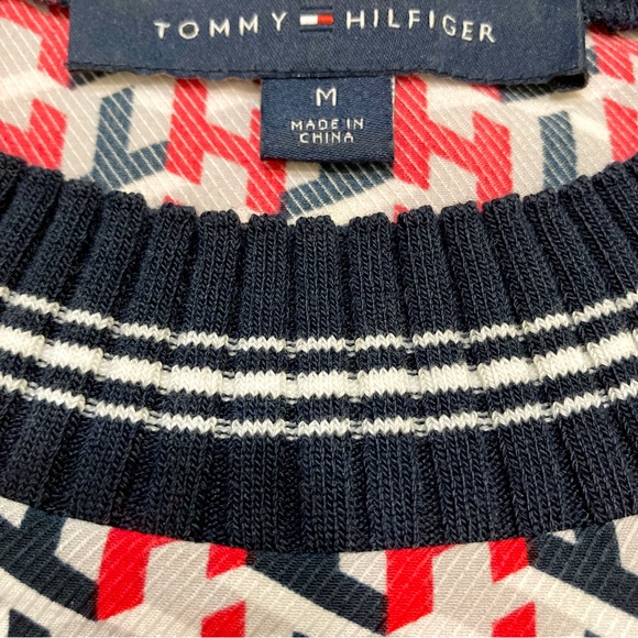 Tommy Hilfiger Long Sleeve Logo Print Crew Neck Sweater - Size Medium - Picture 7 of 8